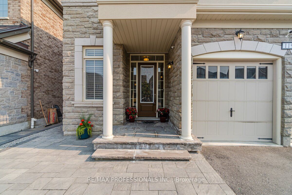 119 Fitzmaurice Dr