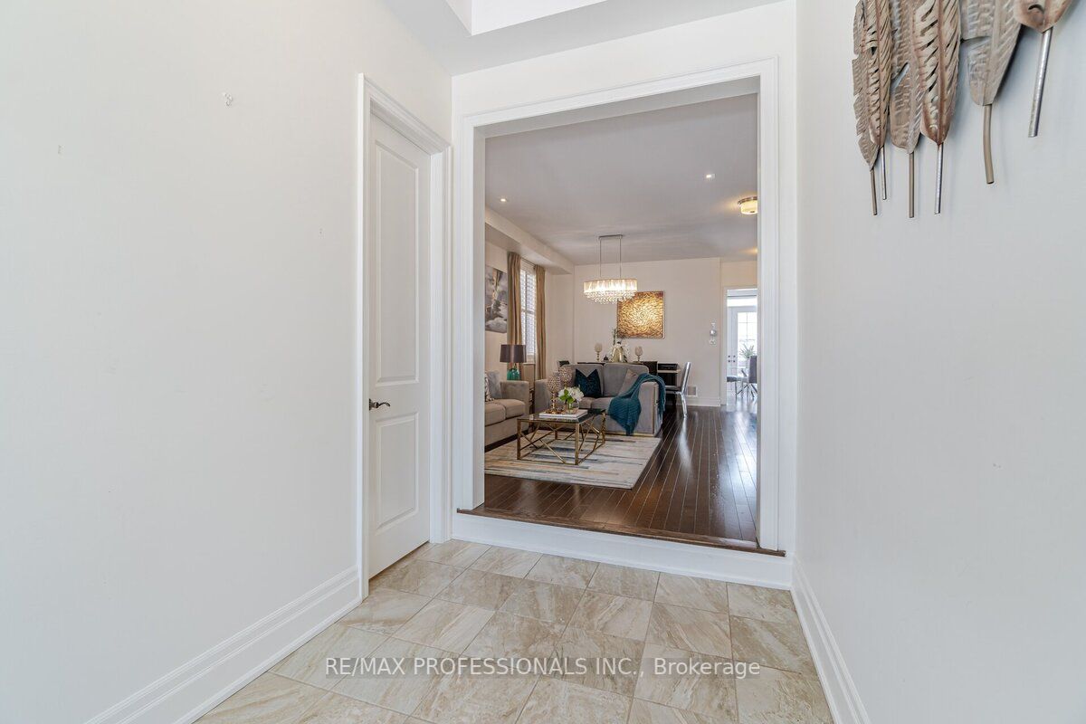 119 Fitzmaurice Dr