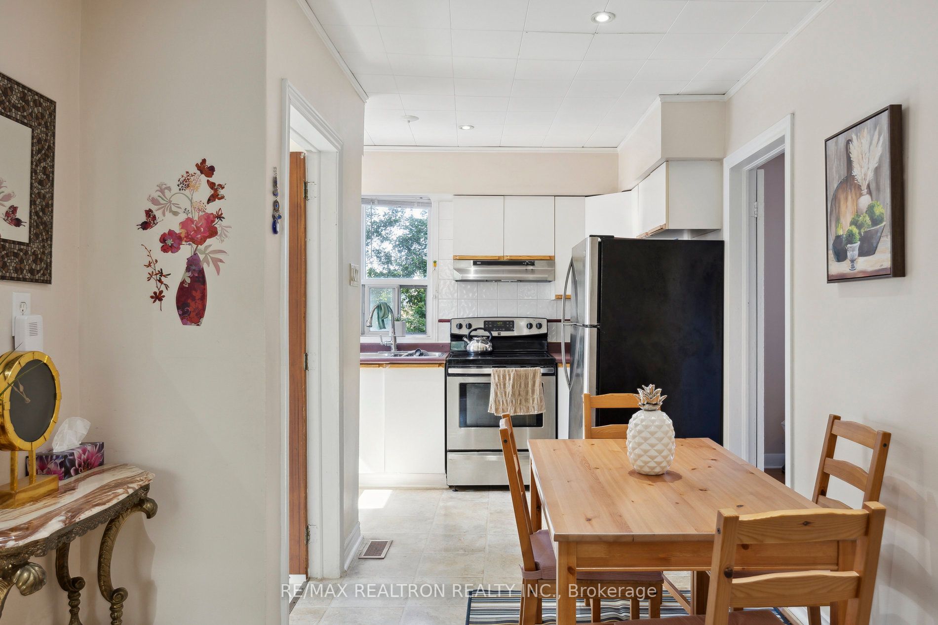 48 Glen Cameron Rd