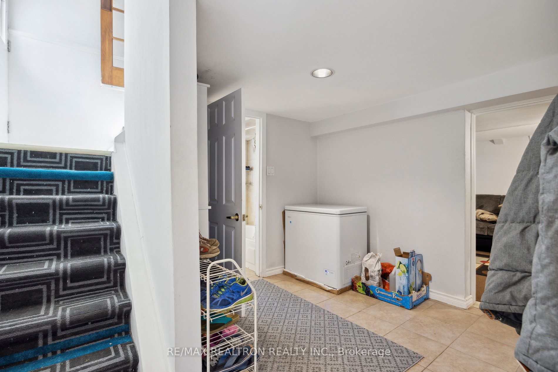 48 Glen Cameron Rd