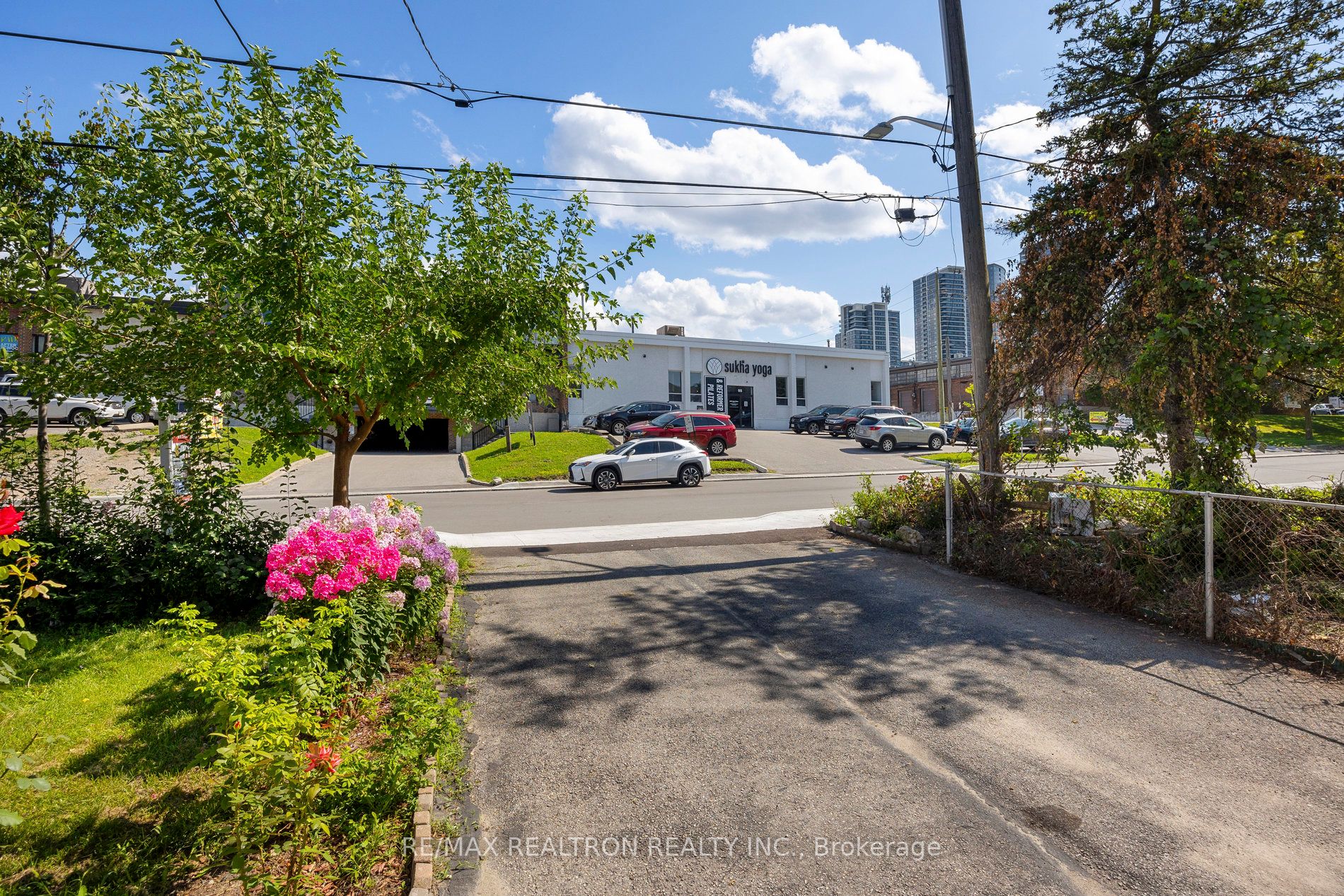 48 Glen Cameron Rd