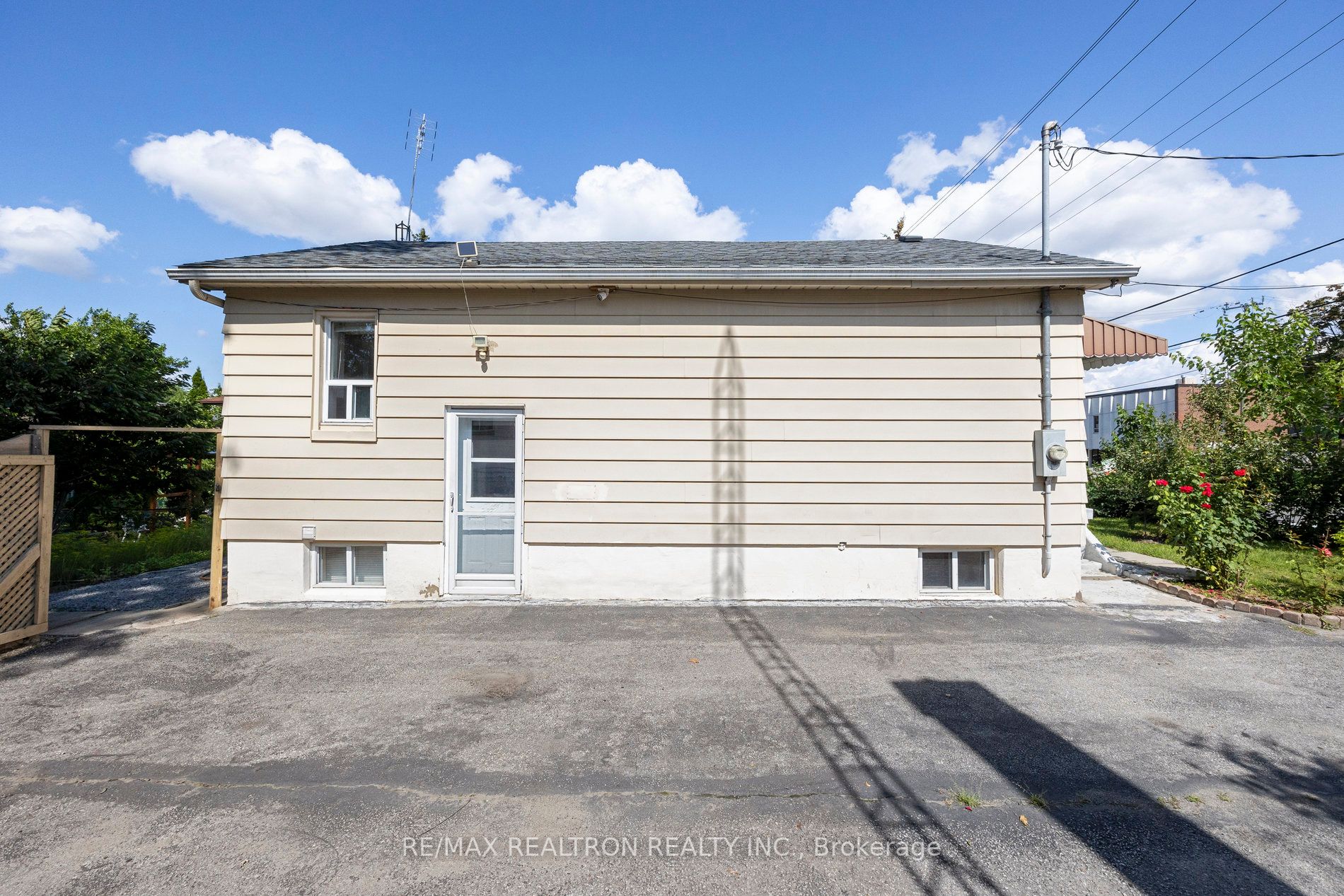 48 Glen Cameron Rd