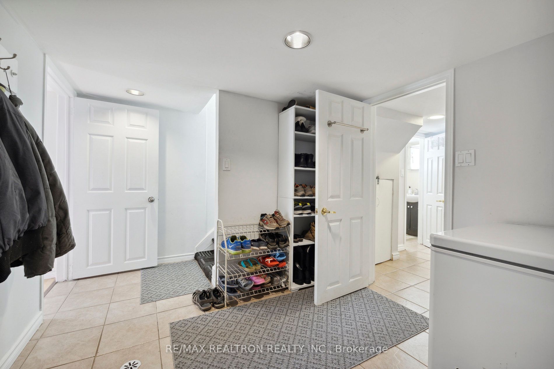 48 Glen Cameron Rd