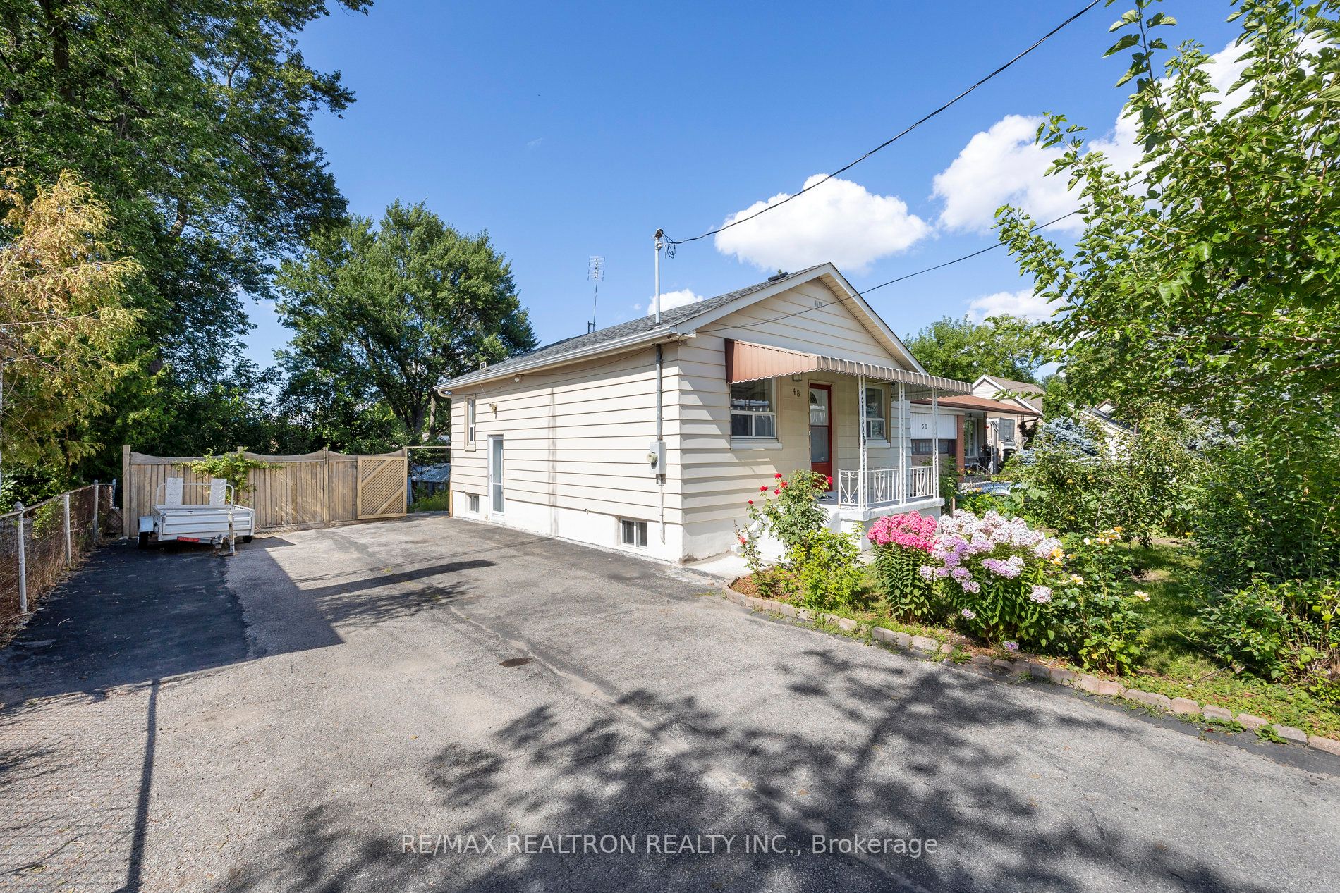 48 Glen Cameron Rd