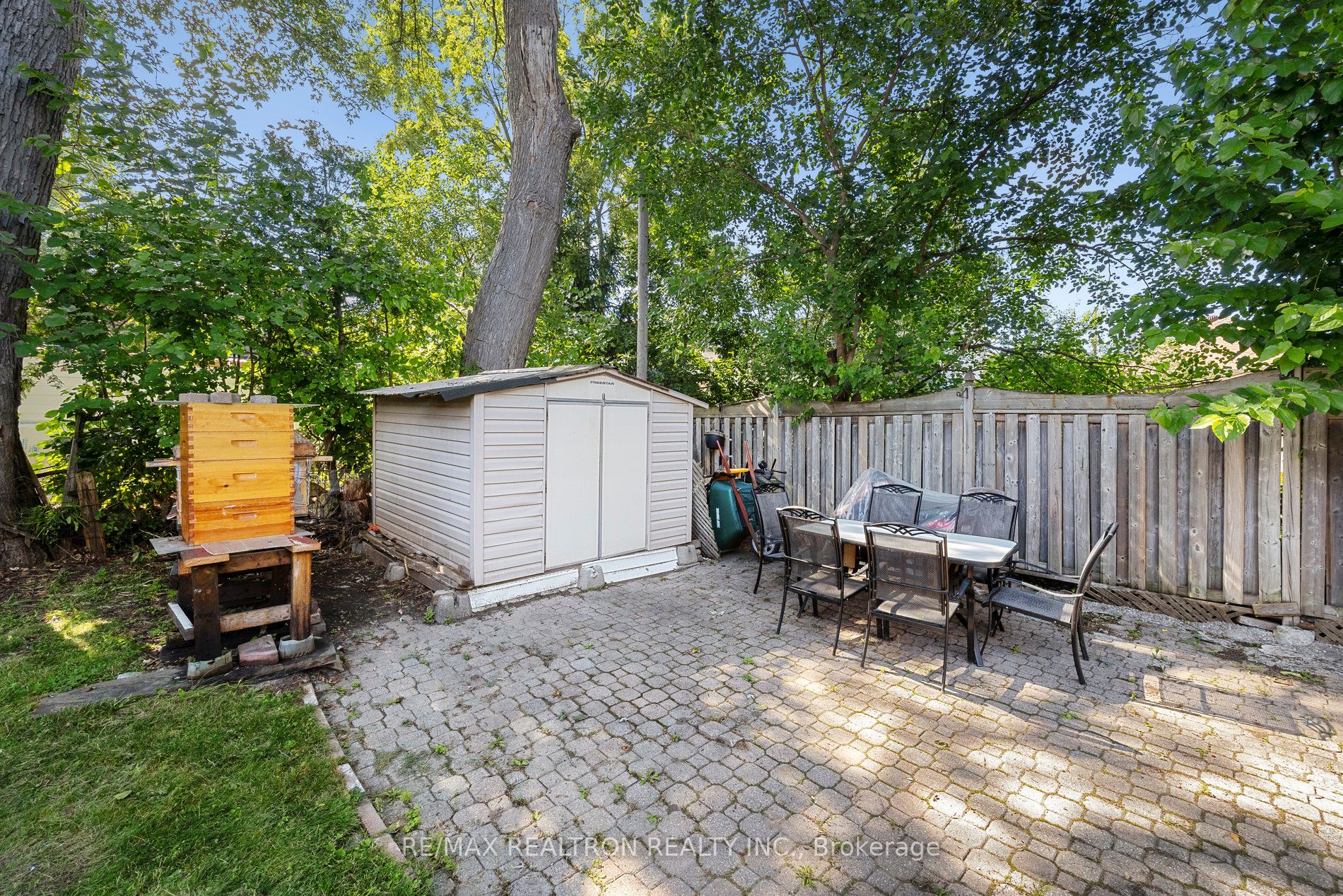 48 Glen Cameron Rd