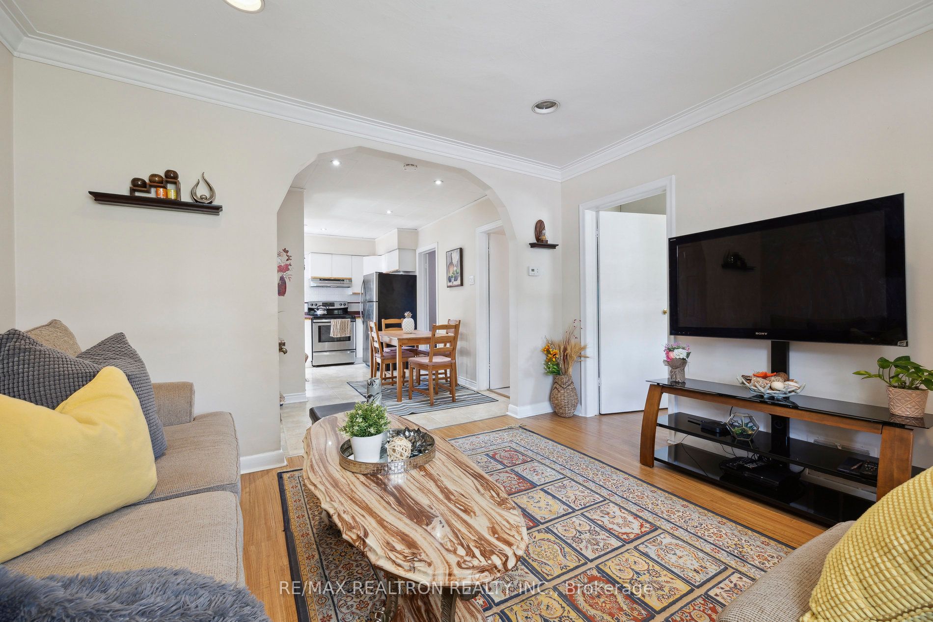 48 Glen Cameron Rd