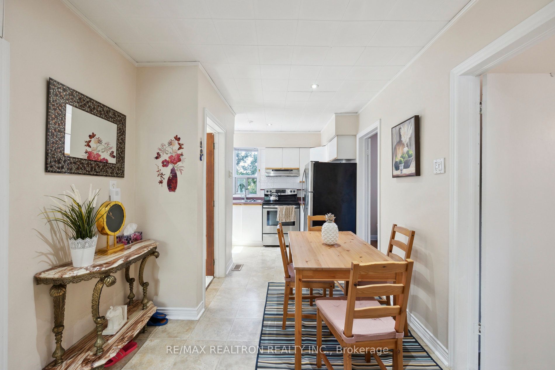 48 Glen Cameron Rd