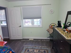 52 Metcalfe Dr