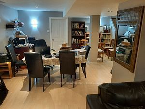 52 Metcalfe Dr