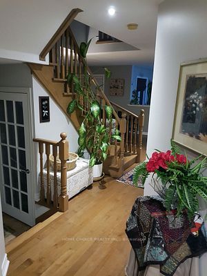 52 Metcalfe Dr