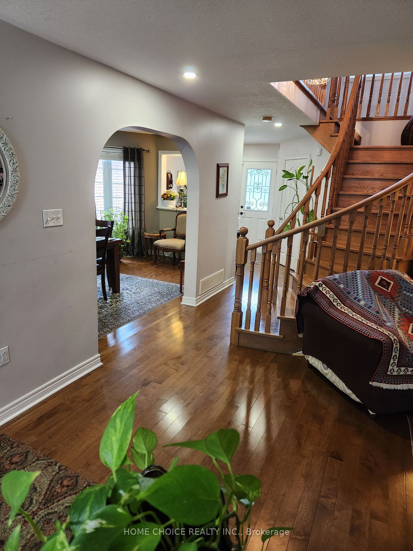 52 Metcalfe Dr