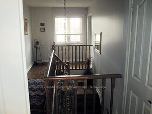 52 Metcalfe Dr