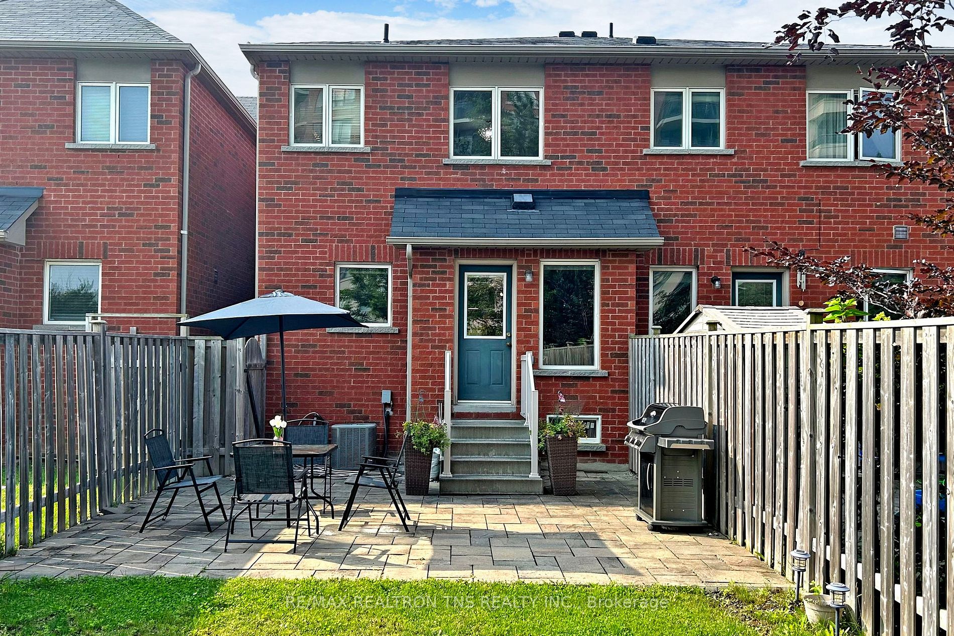 119 Revelstoke Cres