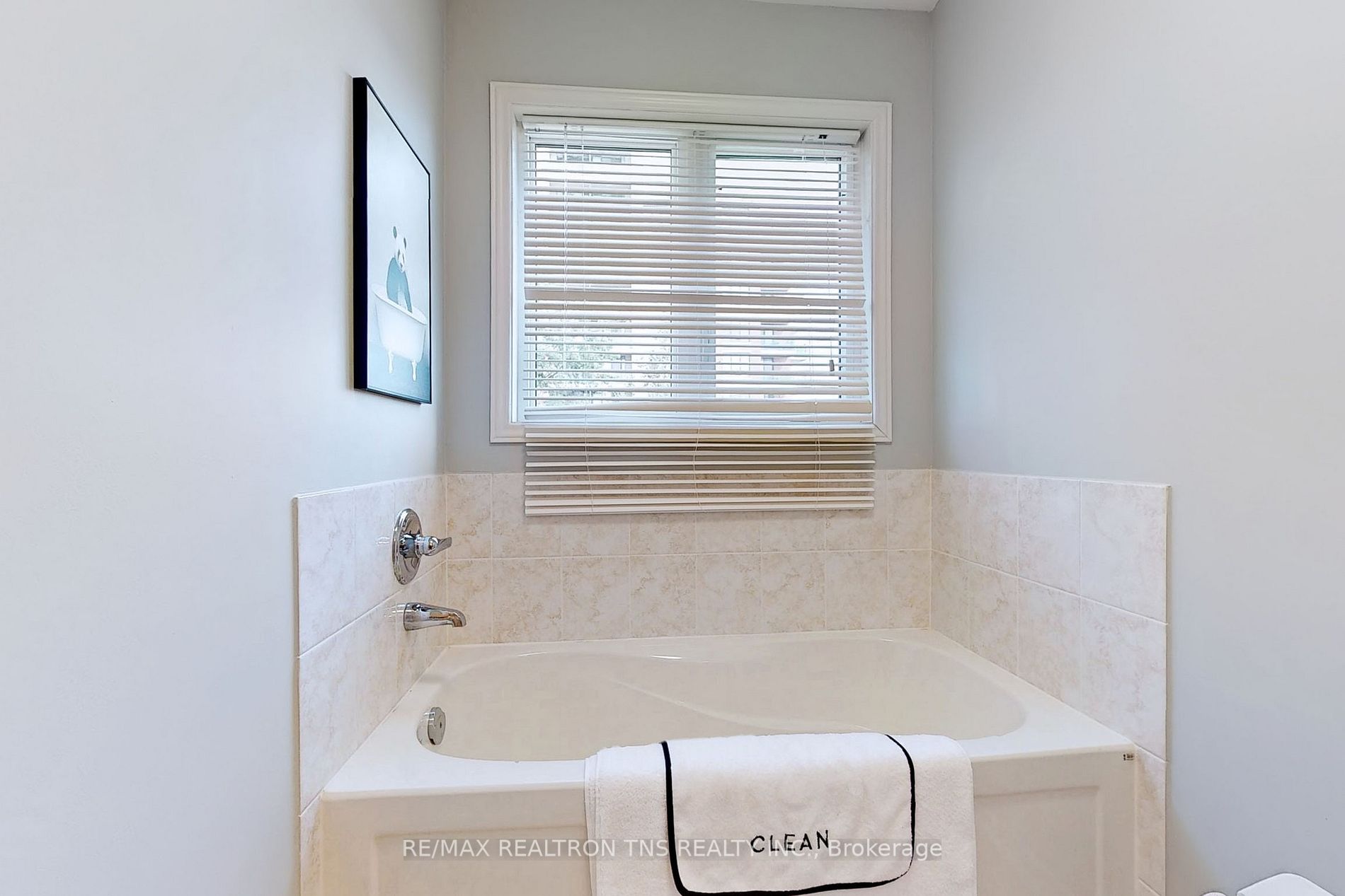 119 Revelstoke Cres