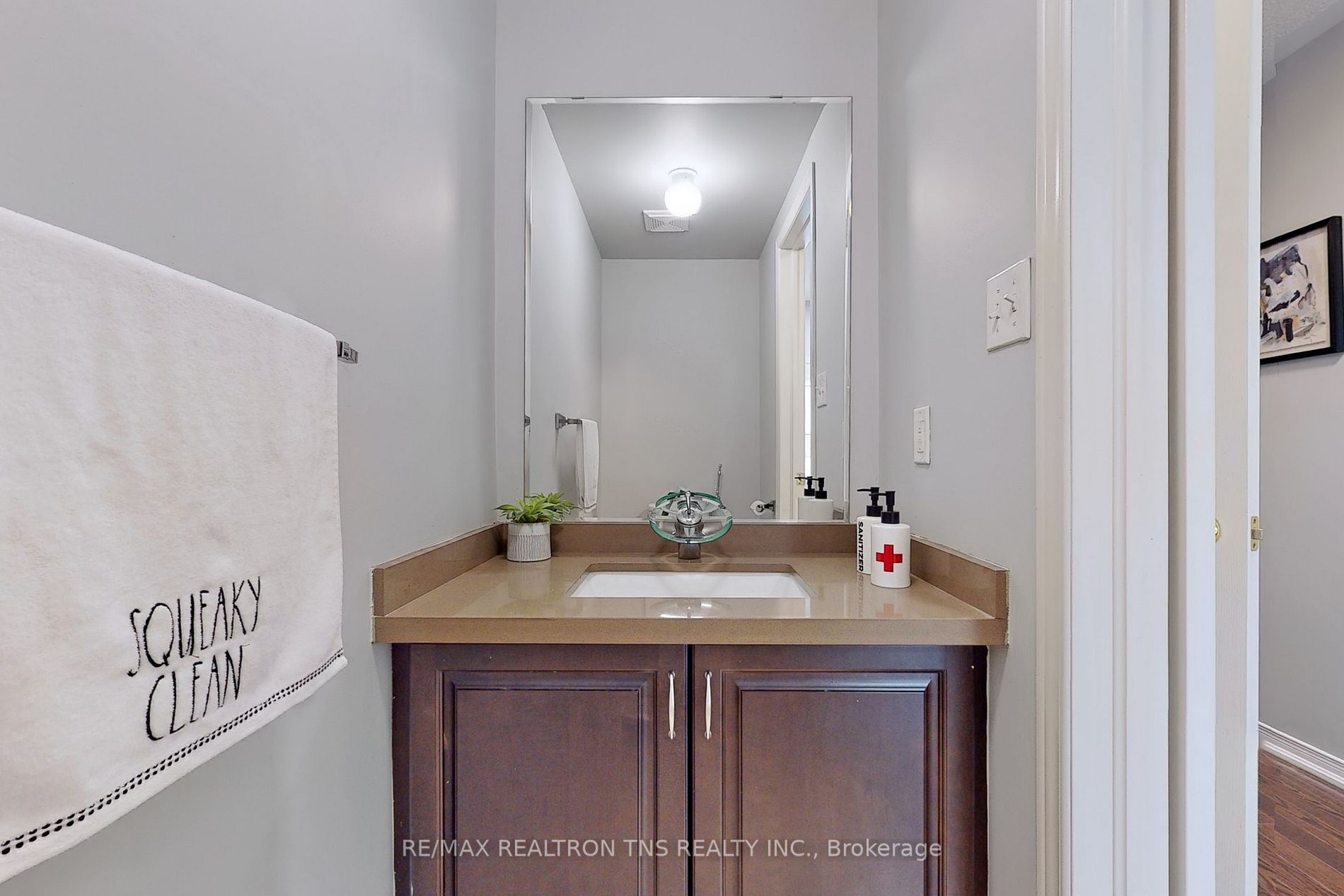 119 Revelstoke Cres