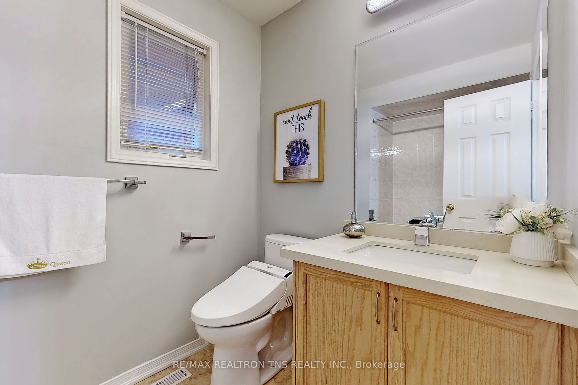 119 Revelstoke Cres