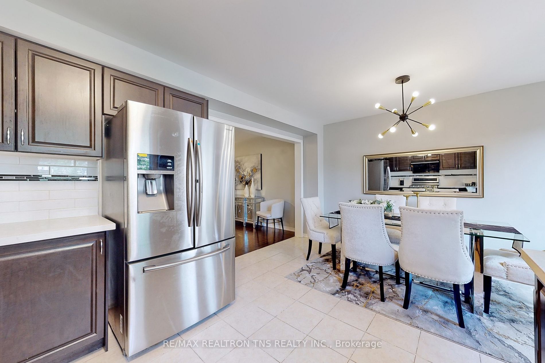119 Revelstoke Cres