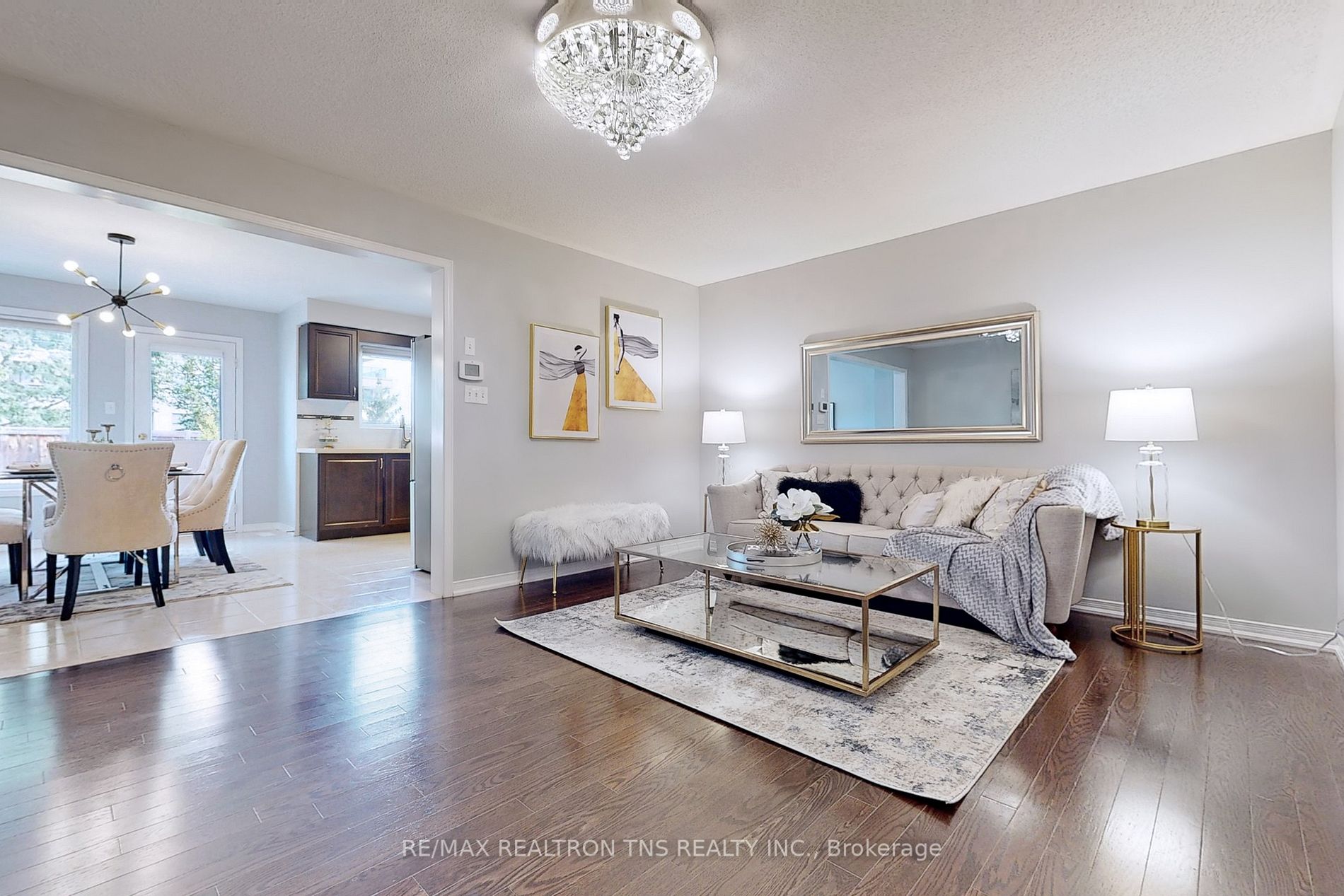 119 Revelstoke Cres