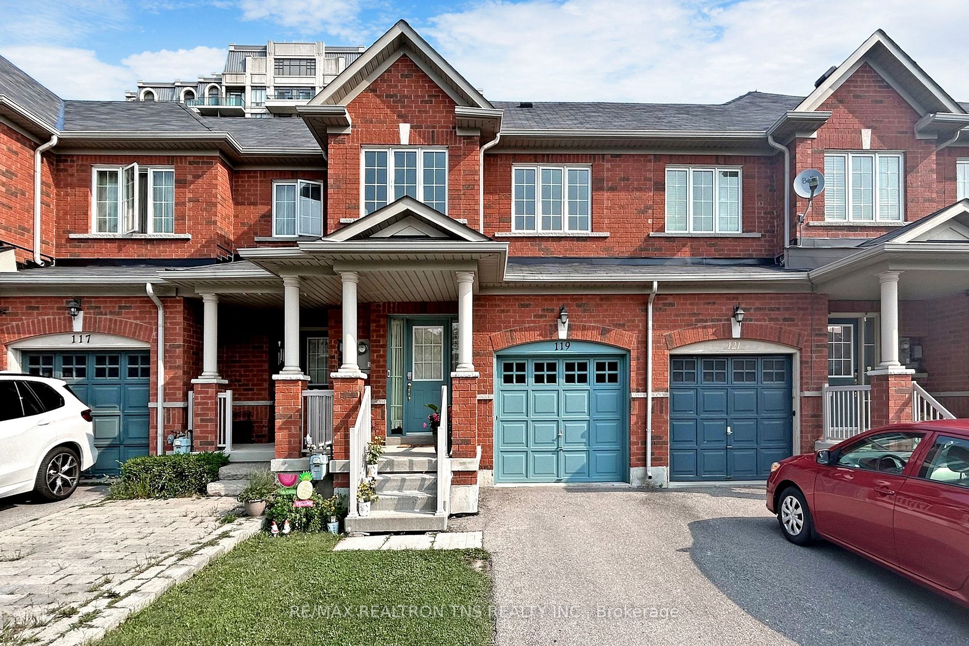 119 Revelstoke Cres