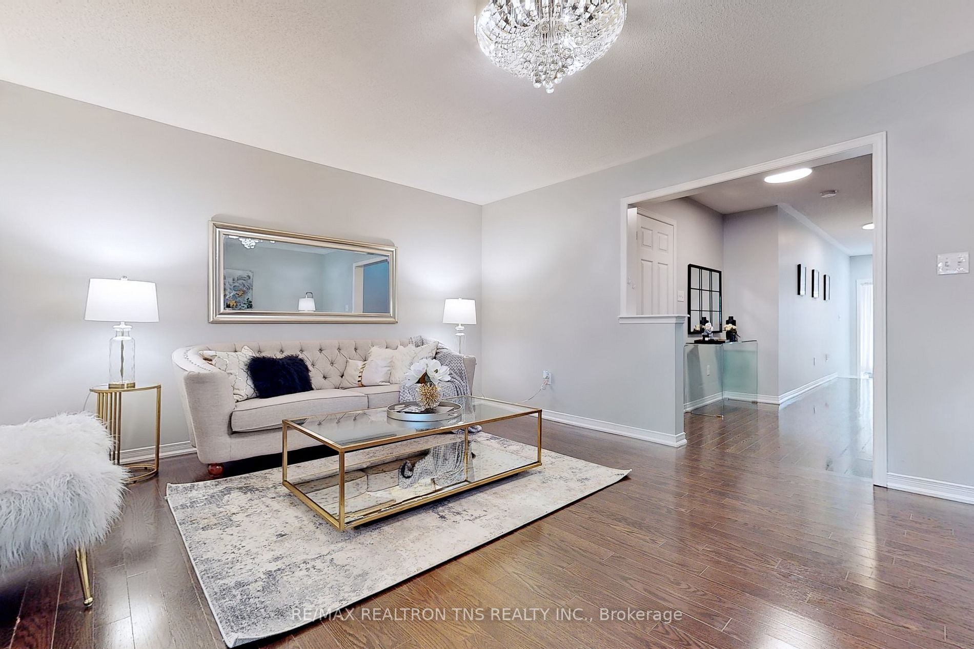 119 Revelstoke Cres
