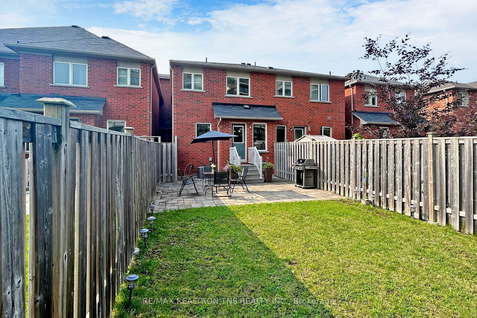 119 Revelstoke Cres