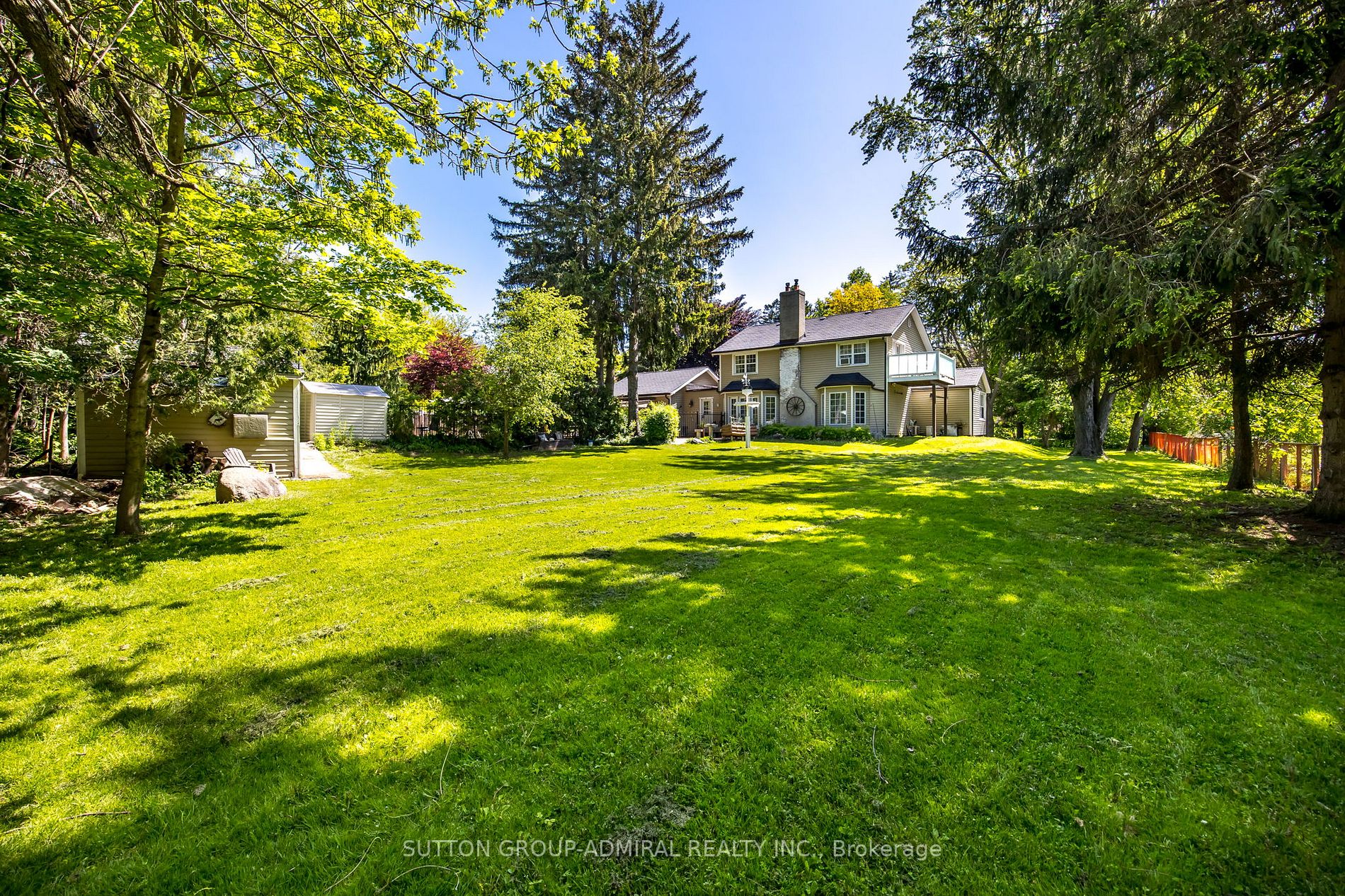 117 Arnold Cres