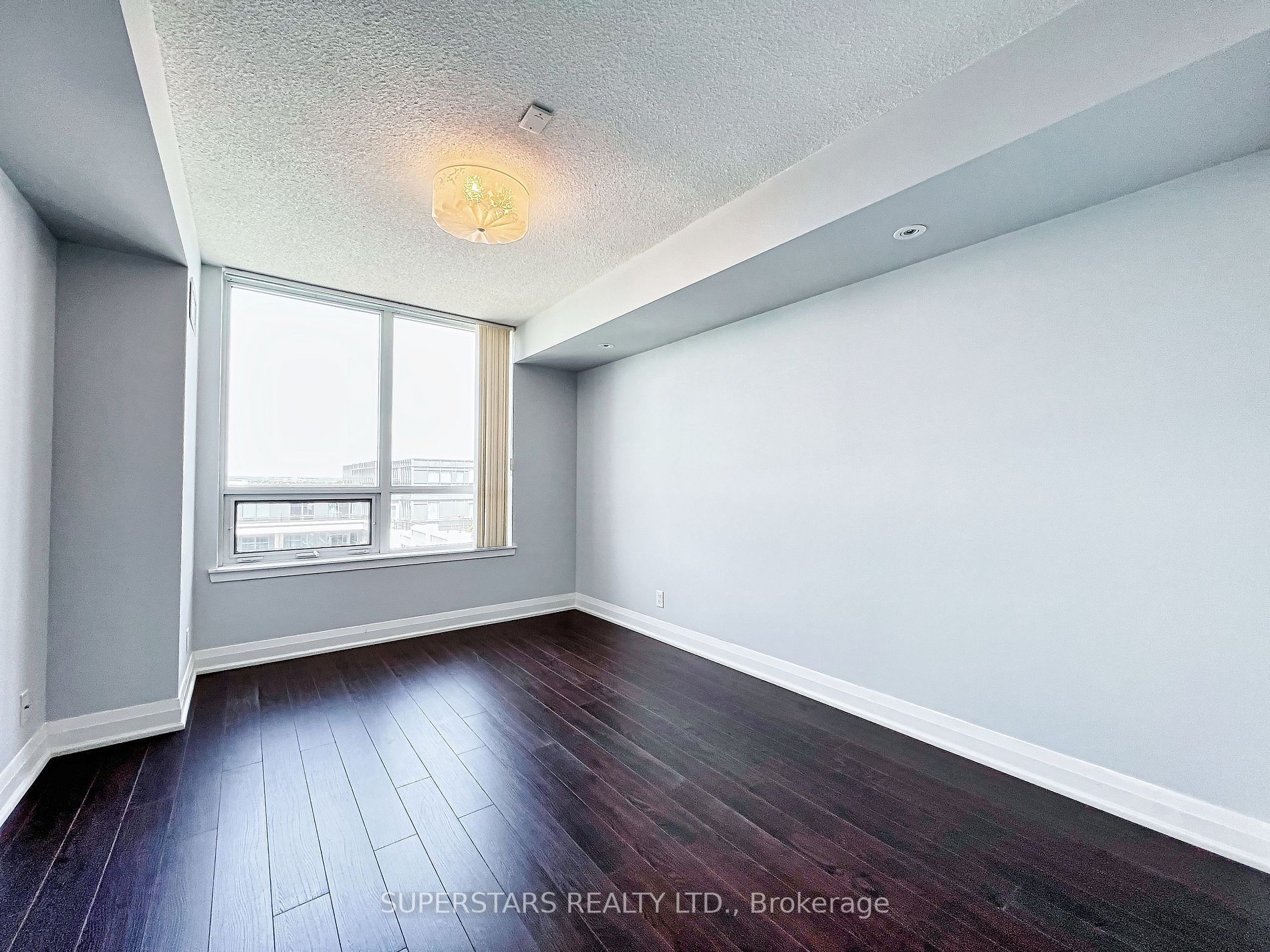 372 Highway 7 Rd E, #Ph16