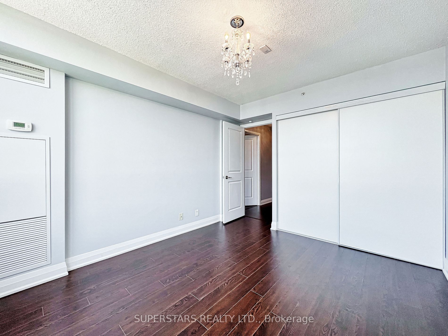 372 Highway 7 Rd E, #Ph16