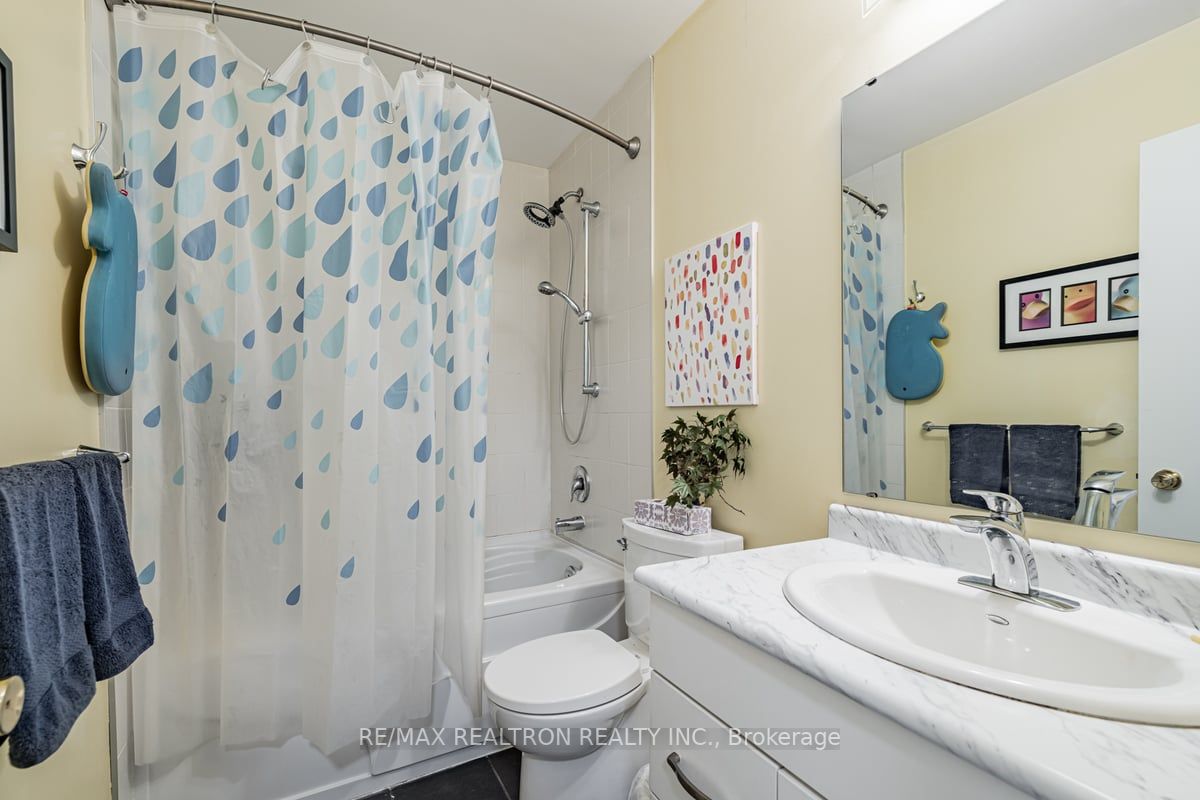 163 Gailcrest Circ