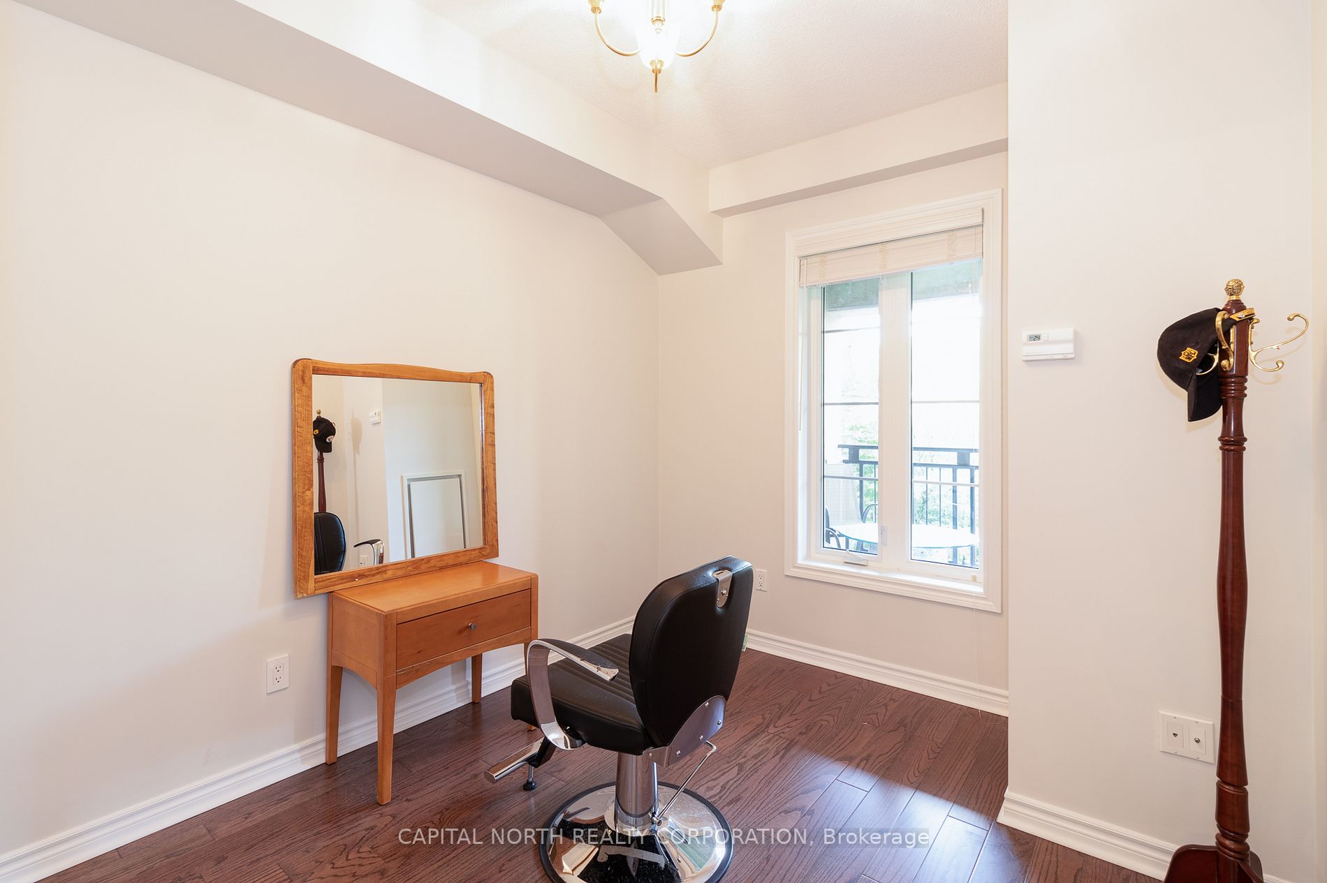 4620 Highway 7, #301