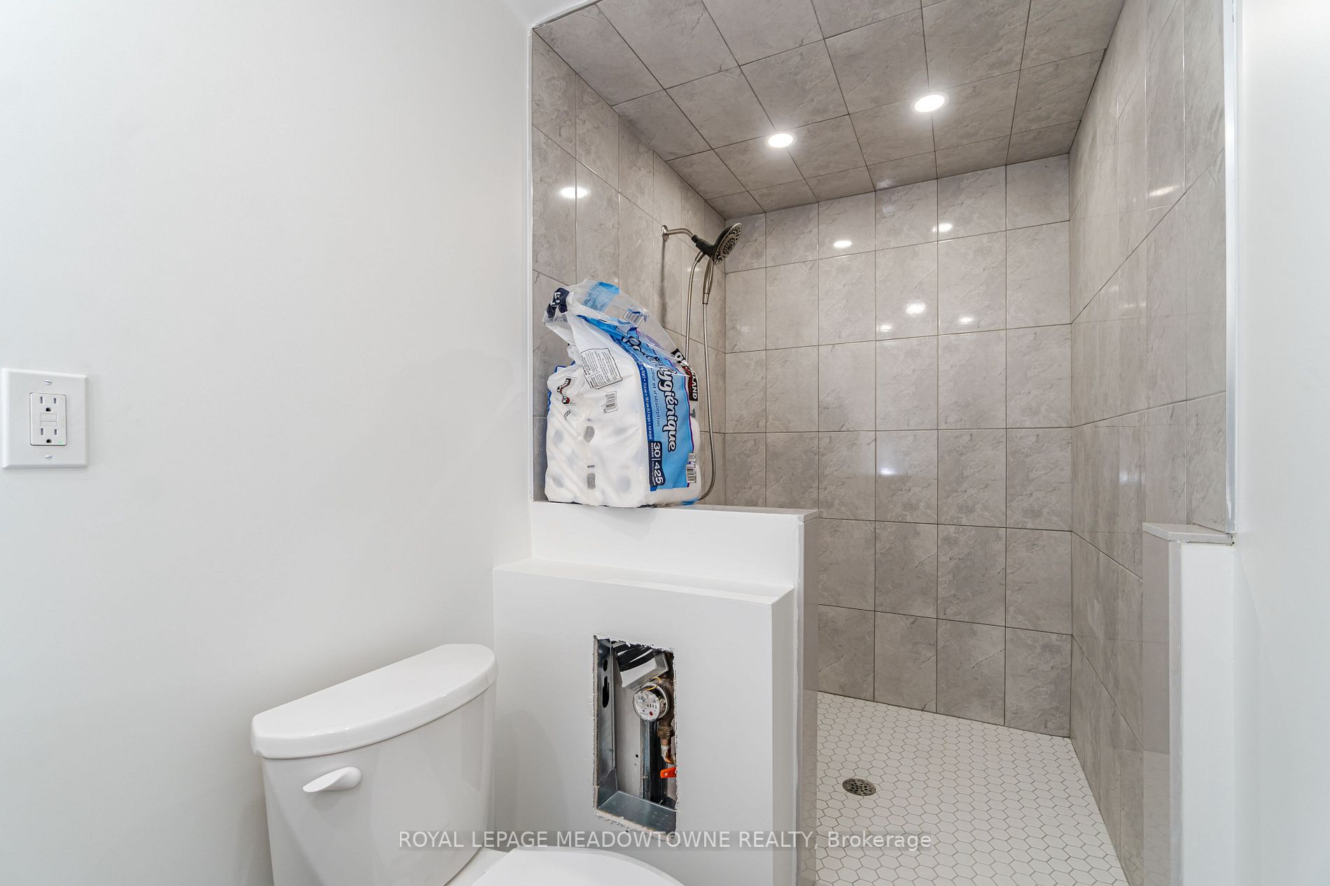 830 Rowntree Dairy Rd, #17