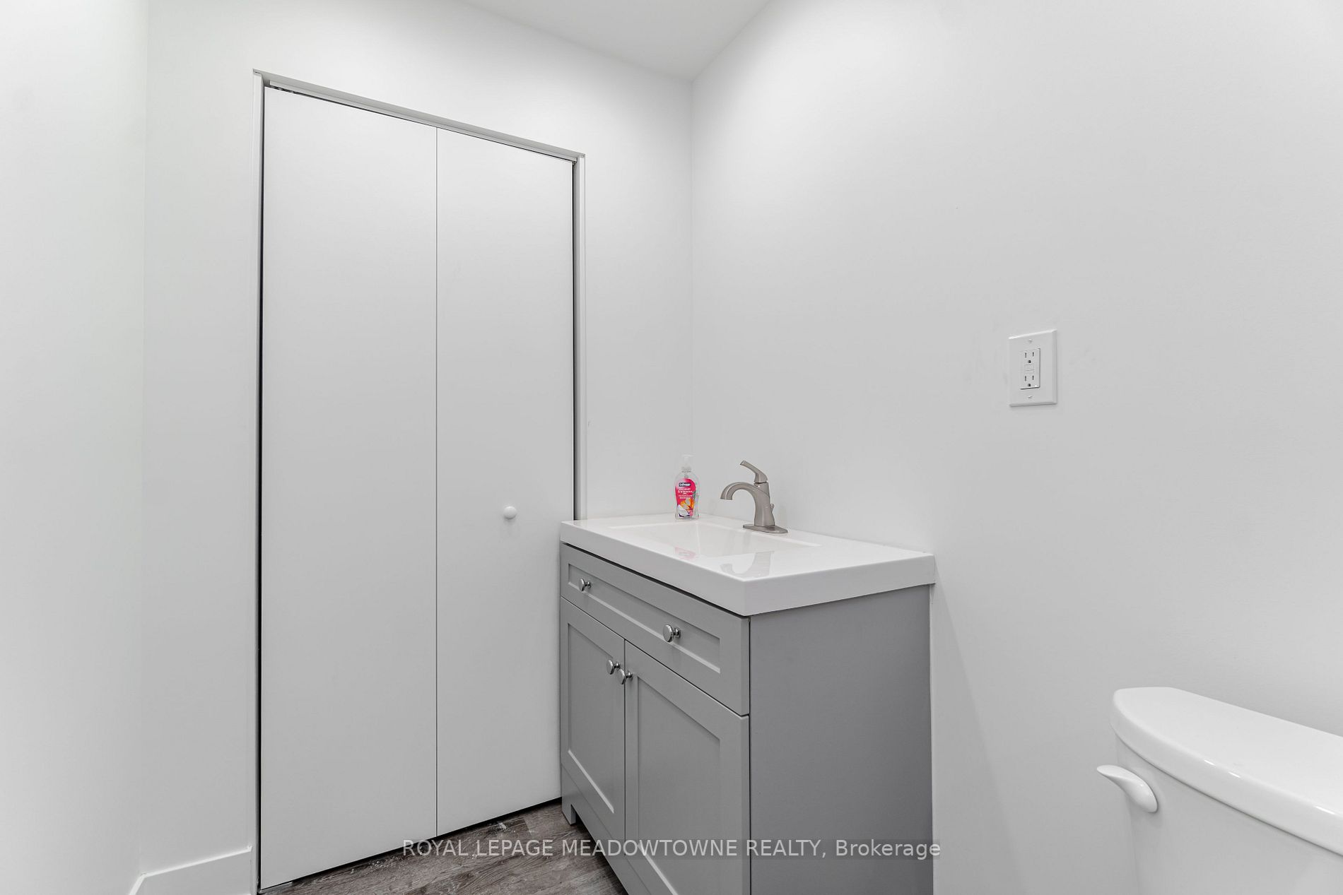 830 Rowntree Dairy Rd, #17
