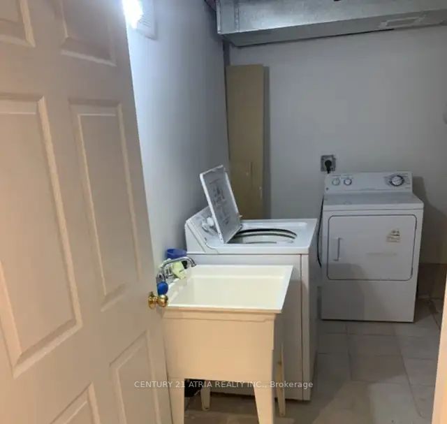 12 Pearl Gate Court