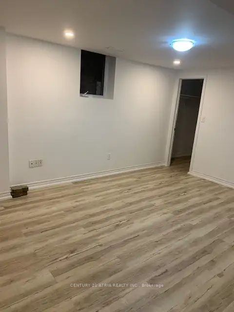 12 Pearl Gate Court