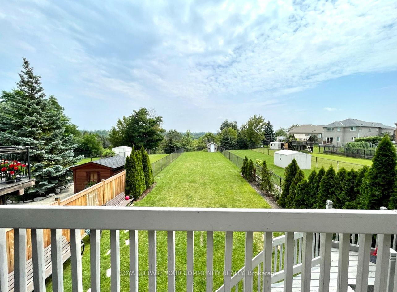 74 Royalpark Way