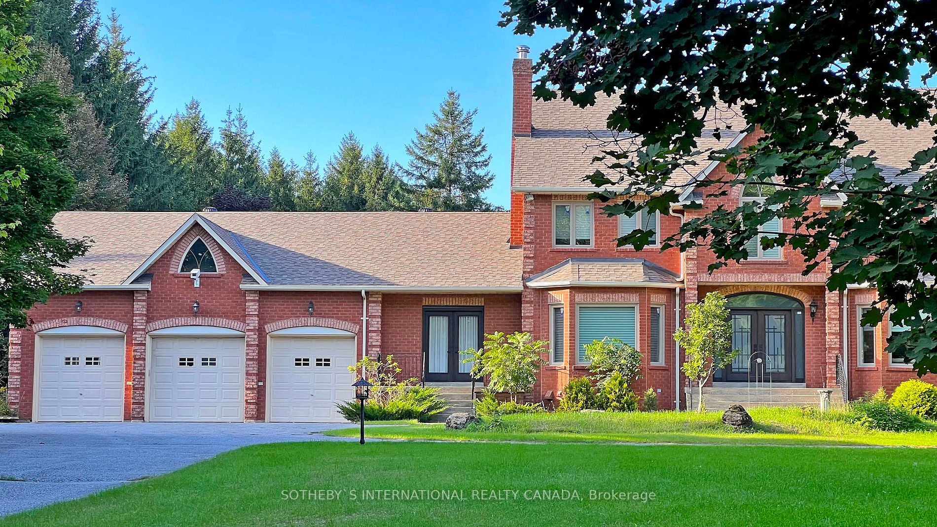 452 Feasby Rd