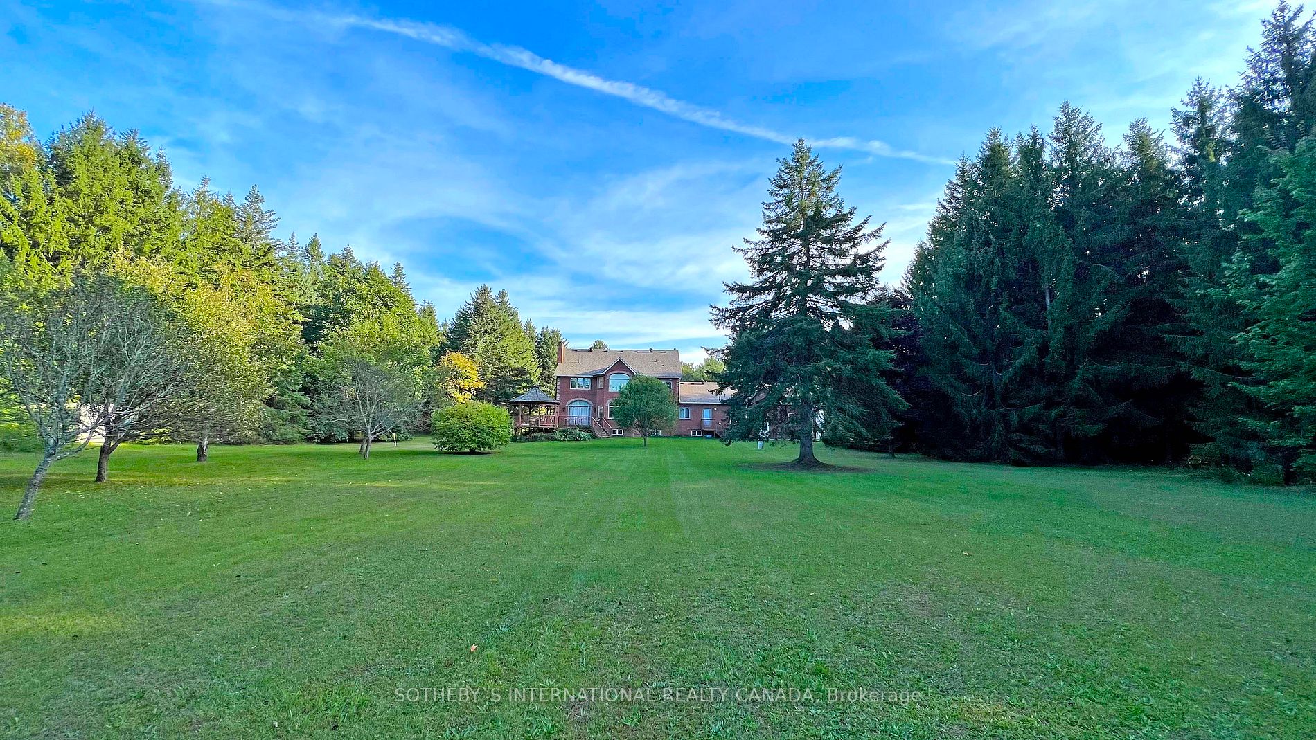 452 Feasby Rd