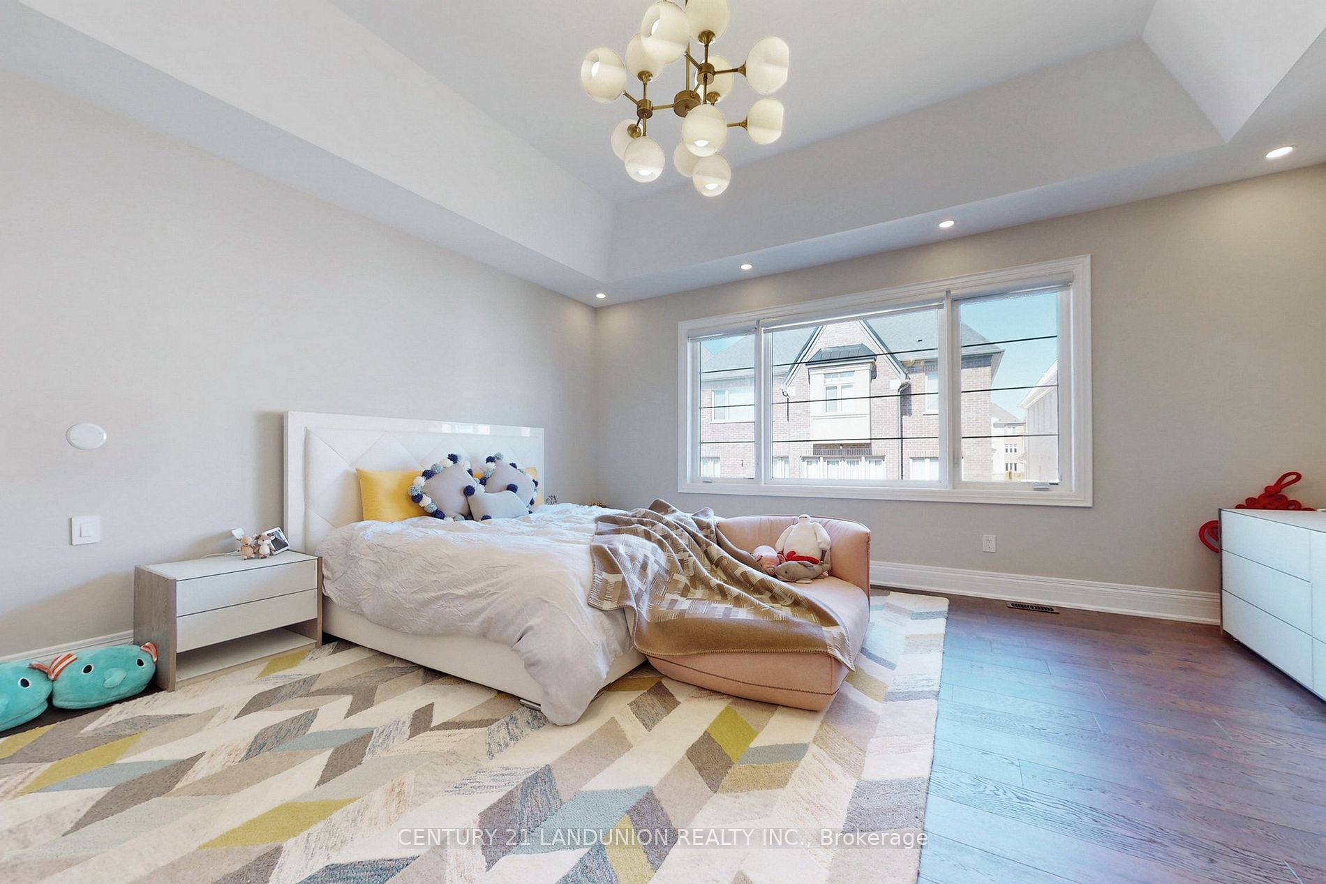 22 Conger St