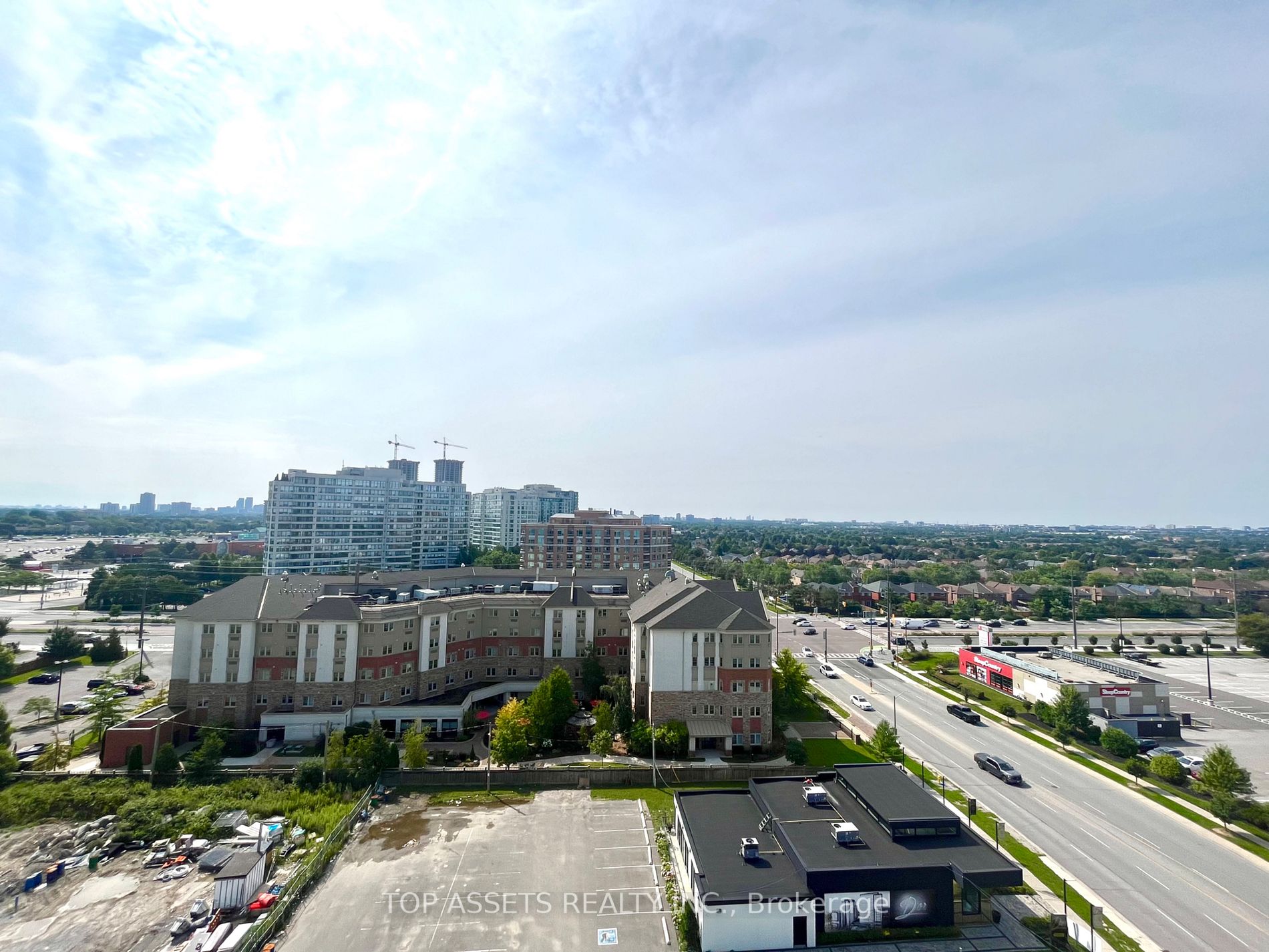 10 Gatineau Drive #1004