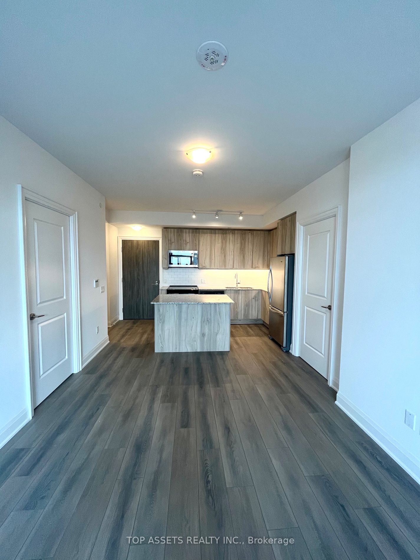 10 Gatineau Drive #1004