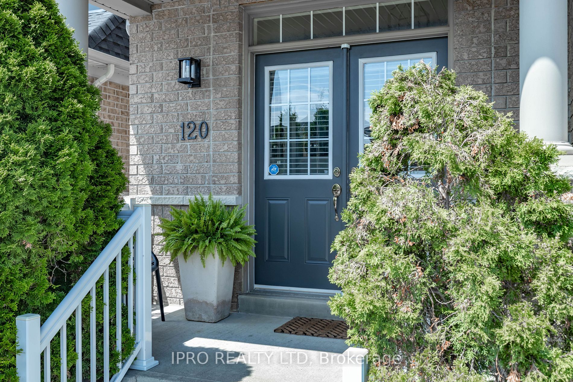 120 Canada Dr