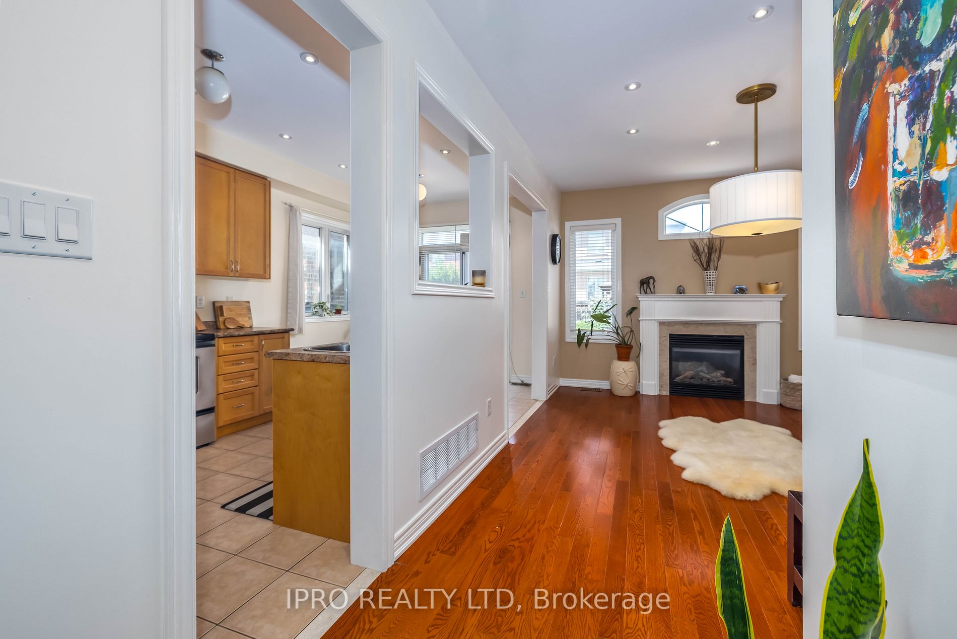 120 Canada Dr
