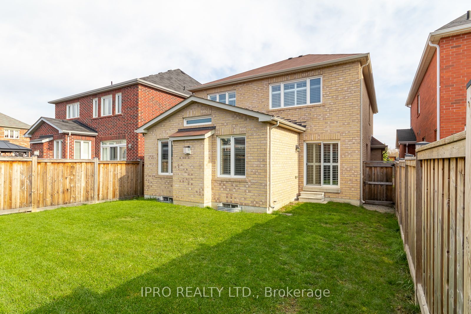 272 Summerlyn Trail