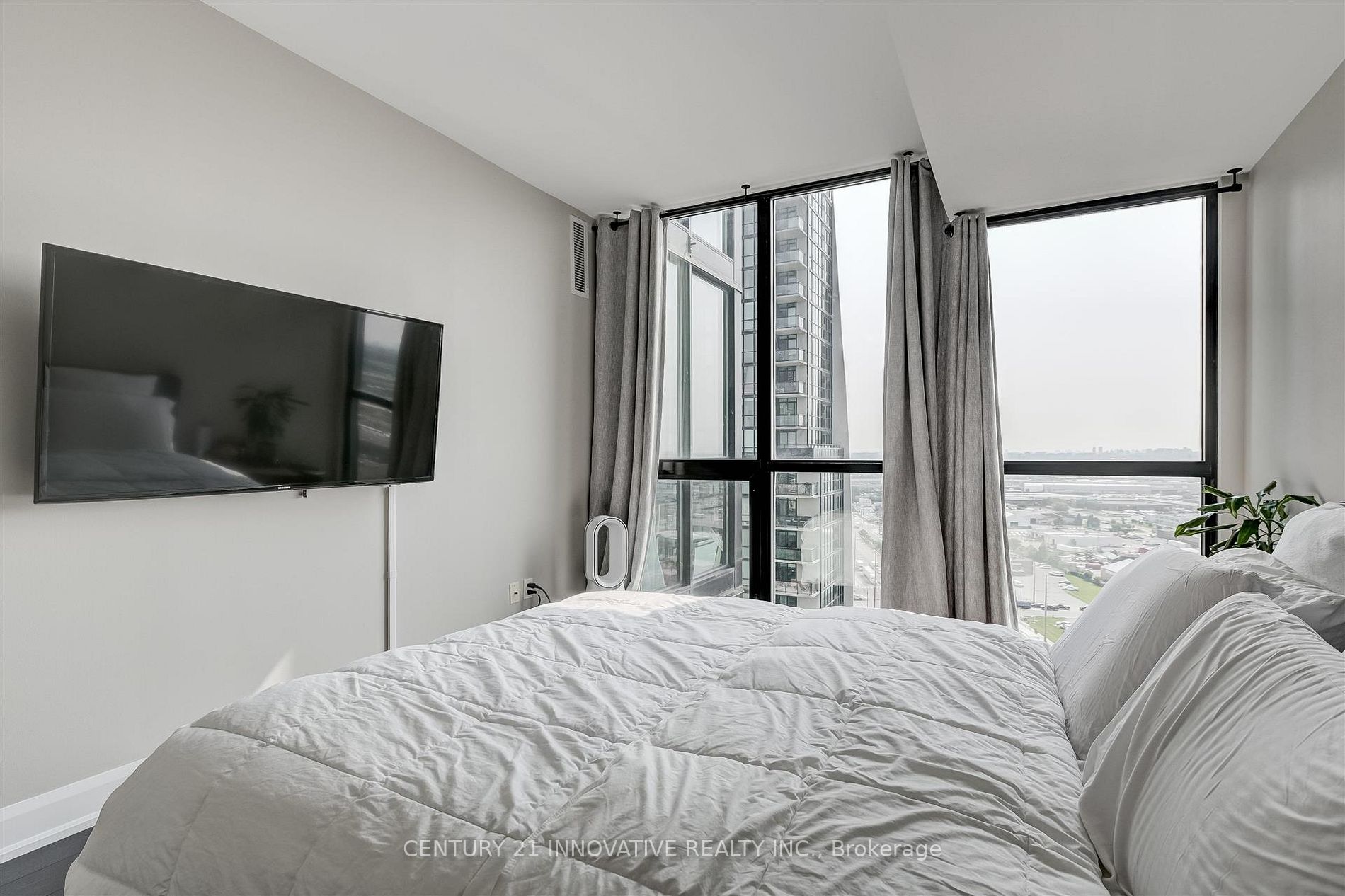 2910 Highway 7 Road W, #2102