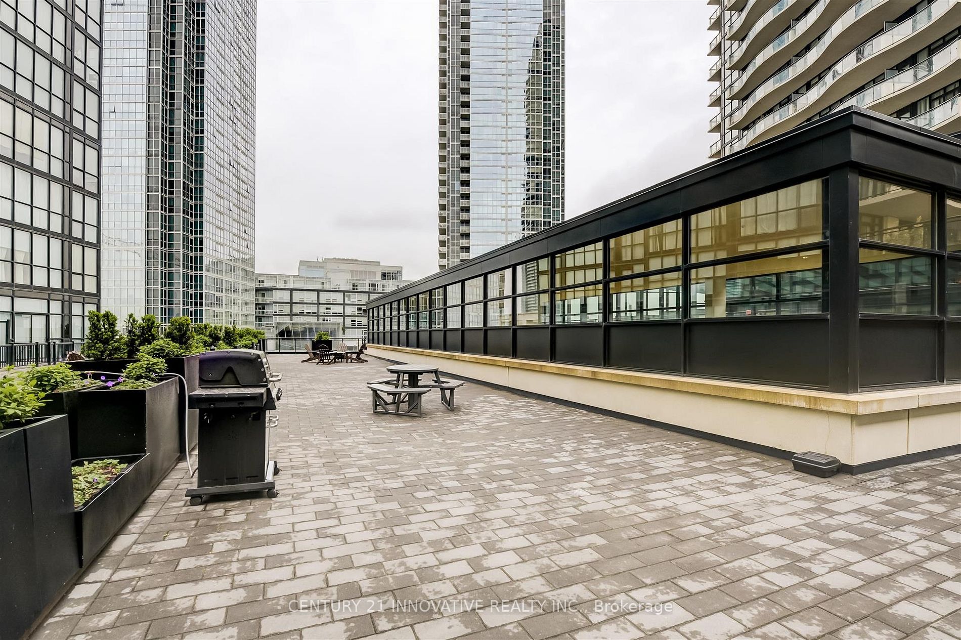 2910 Highway 7 Road W, #2102