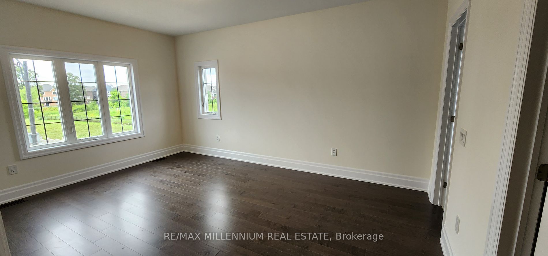 26 Enclave Crt