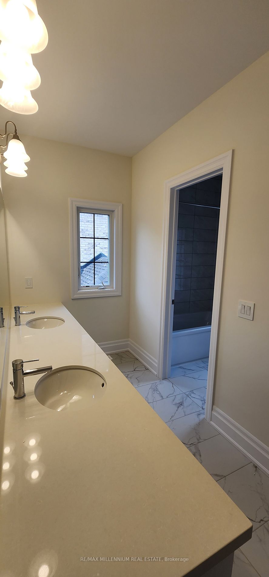 26 Enclave Crt