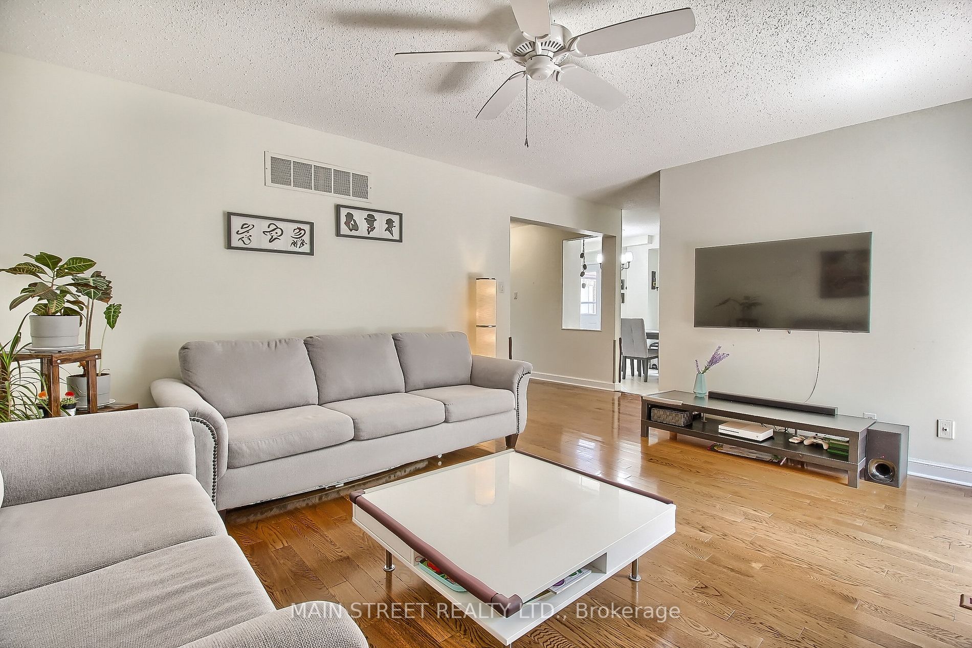 64 Cardinal Cres