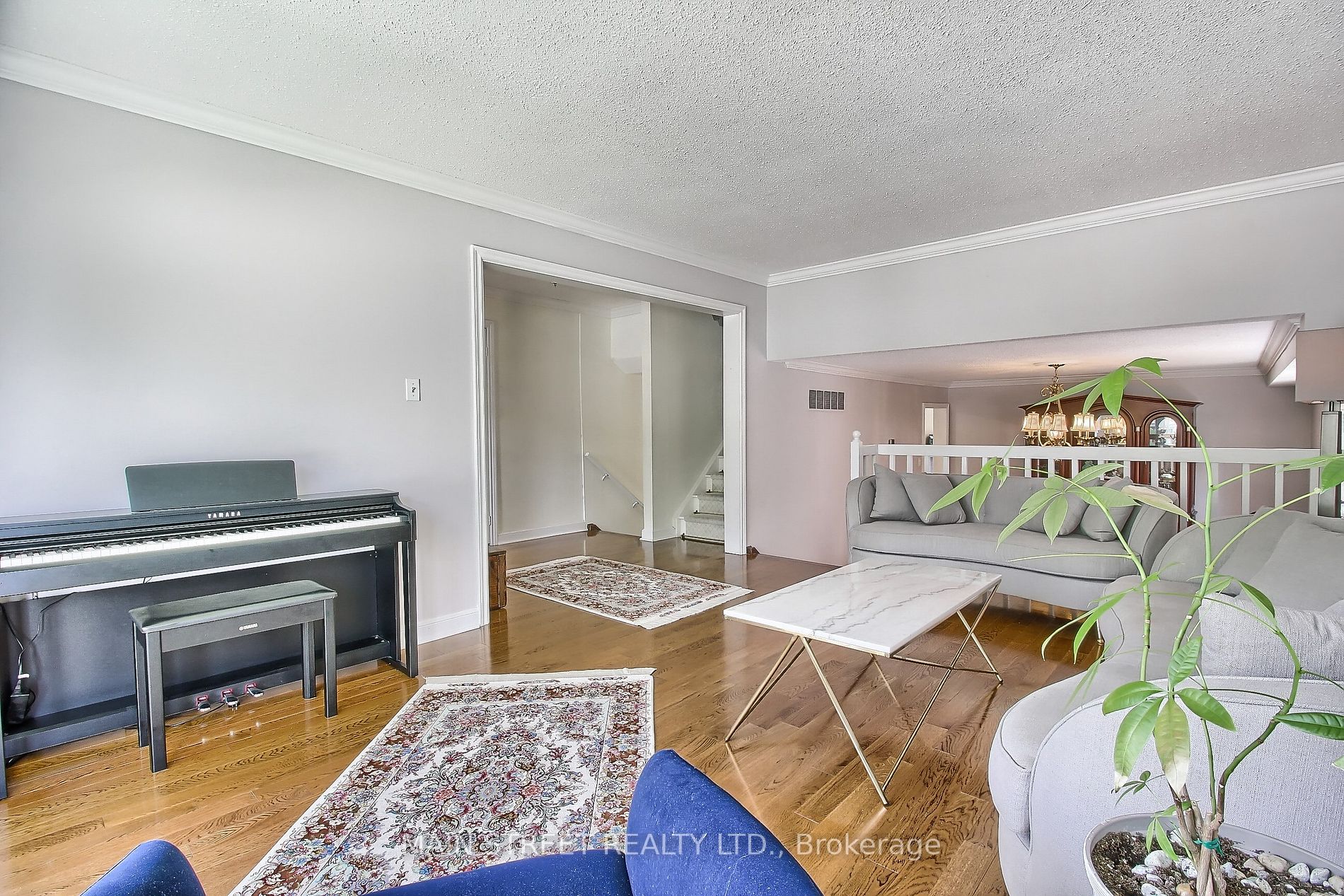 64 Cardinal Cres
