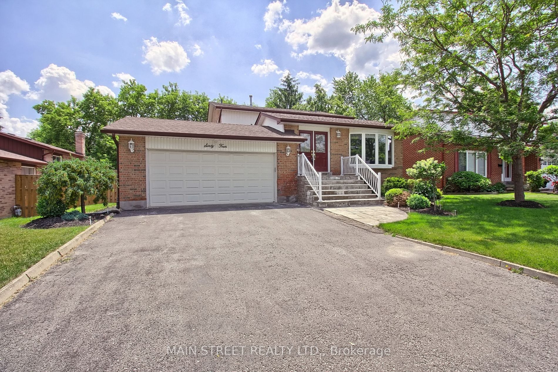 64 Cardinal Cres